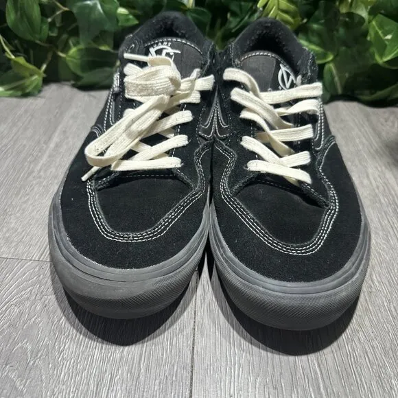 VANS Shoes ROWAN Mens Sz 10.5 Black White Suede Old Skool Skateboarding Sneaker