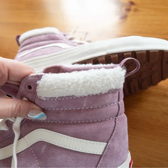 Vans Sk8-Hi MTE Suede Sherpa Lilas Lace Up Sneakers