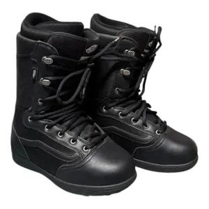 Vans Snow Boots All In Black Has Flex Heat Moldable Great For the Snow Has Agion