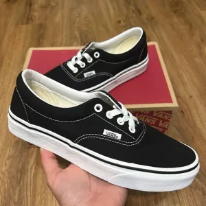 VANS black lace up shoes sneakers women’s 7.5 new