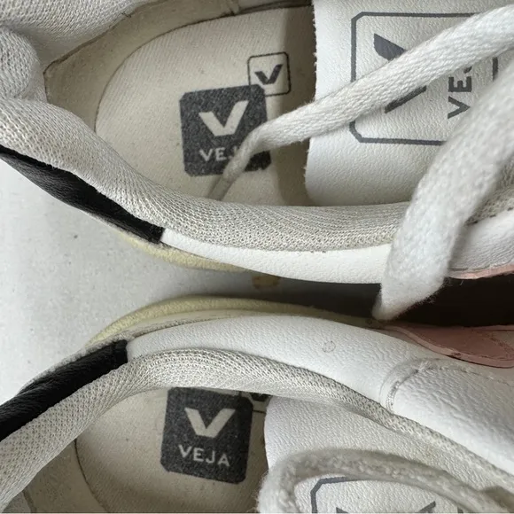 Veja V-10 White Pink Leather Sneakers Kids Girls 4 Casual Lace Up Shoes EU 35