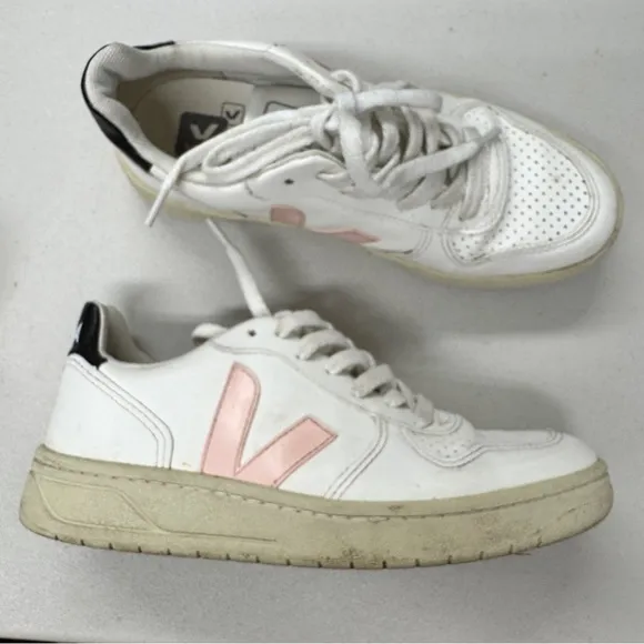 Veja V-10 White Pink Leather Sneakers Kids Girls 4 Casual Lace Up Shoes EU 35