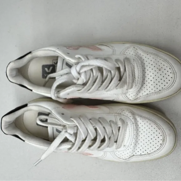 Veja V-10 White Pink Leather Sneakers Kids Girls 4 Casual Lace Up Shoes EU 35