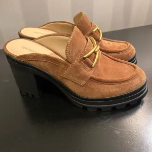 Veronica Beard Wynter Suede loafer/mule