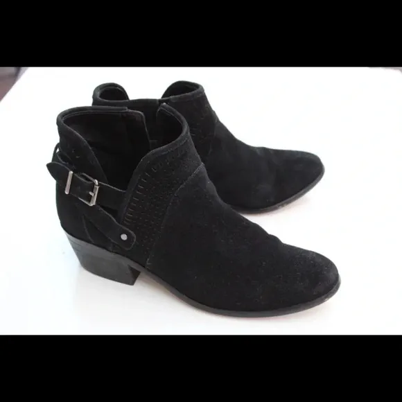 Vince Camuto ankle boots