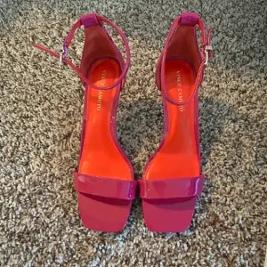 Vince Camuto Women's Pink Sandals