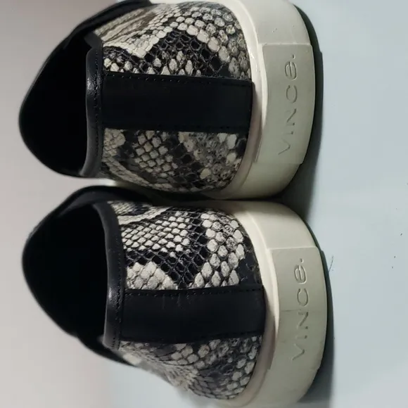 Vince Garvey Slip On Leather Snake Print Shoes Women's 6.5 Black