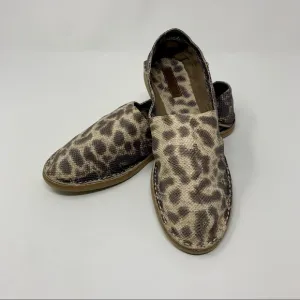 VINCE Snake Embossed Leather Slip On Flats Shoes Women Size 9
