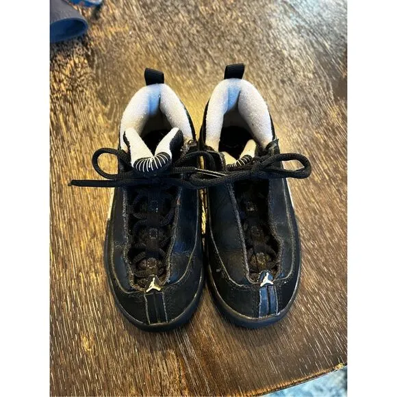 Vintage 2000 Nike Air Jordan 15 black leather &amp; Gray Boys Shoes sz 8C