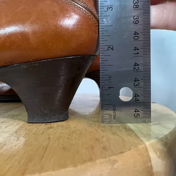 Vintage 70s Bally Heeled Puff Ankle Boots Size 5