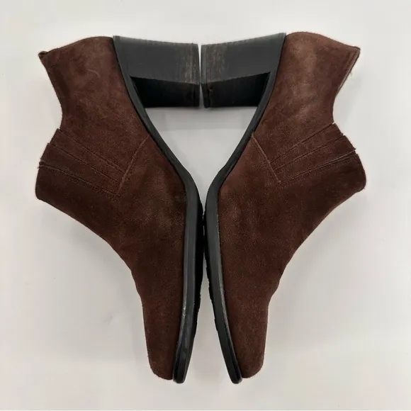 Vintage Aquatalia Brown Suede Heels Elegant Slip-On Shoes Size 9.5
