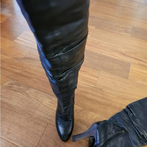 Vintage Black Leather Knee High Heeled Boots Made in Italy