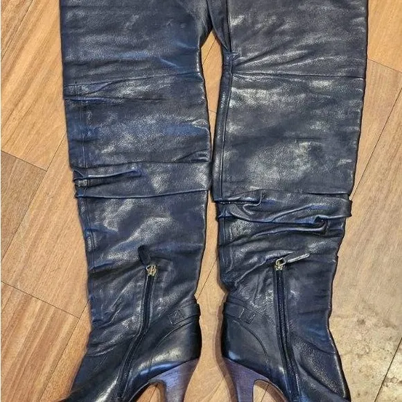 Vintage Black Leather Knee High Heeled Boots Made in Italy