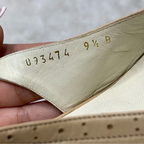 Vintage Gucci Women's Tan Cream Square Toe Strap Slingback Pumps Shoes Size 9.5