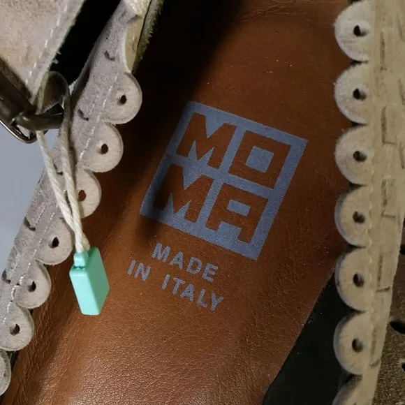 Vintage MOMA Italian Shoes 39 Beige Maryjane Pumps Womens Size 9