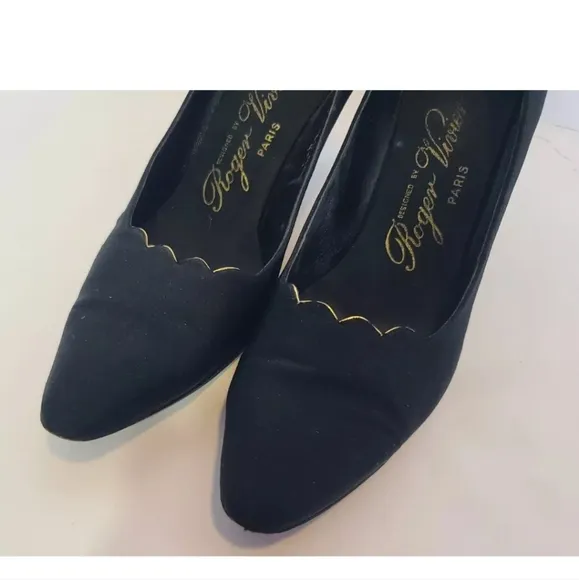Vintage Roger Vivier Womens Designer Black Pointed Toe Pumps US 6.5