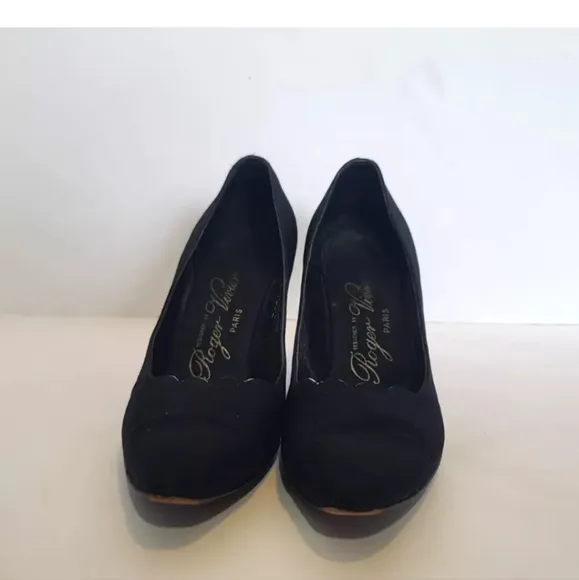 Vintage Roger Vivier Womens Designer Black Pointed Toe Pumps US 6.5