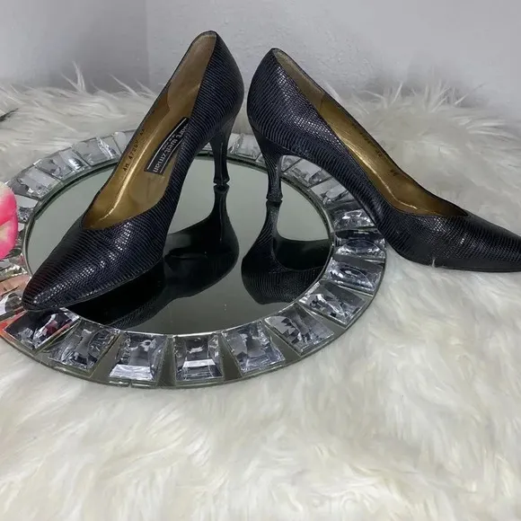 Vintage Stuart Weitzman Black Leather Snakeskin Pointed Toe Heels 8.5