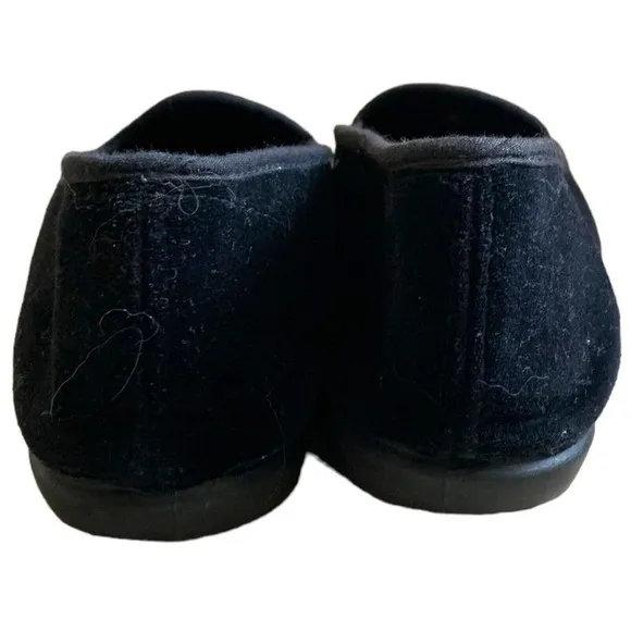 𝅺VINTAGE Tinsel Toes Black Velvet Poinsettia Embroidered Flats 8.5