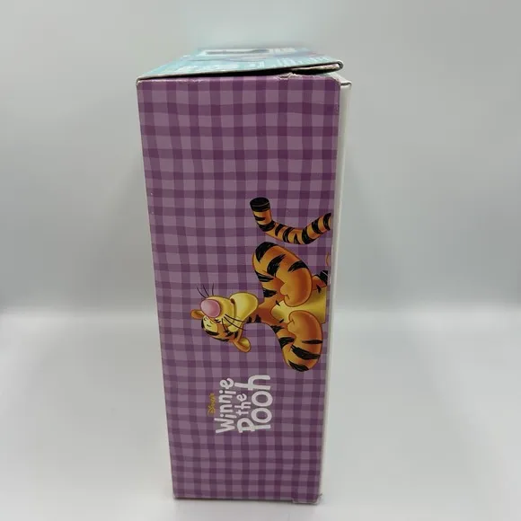 Vintage Winnie The Pooh Snow Boots New Old Stock Size 6 Toddler Flaw
