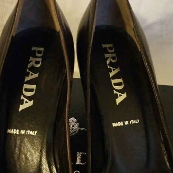 Vintage Prada Milano women's Shoes size pre-owned