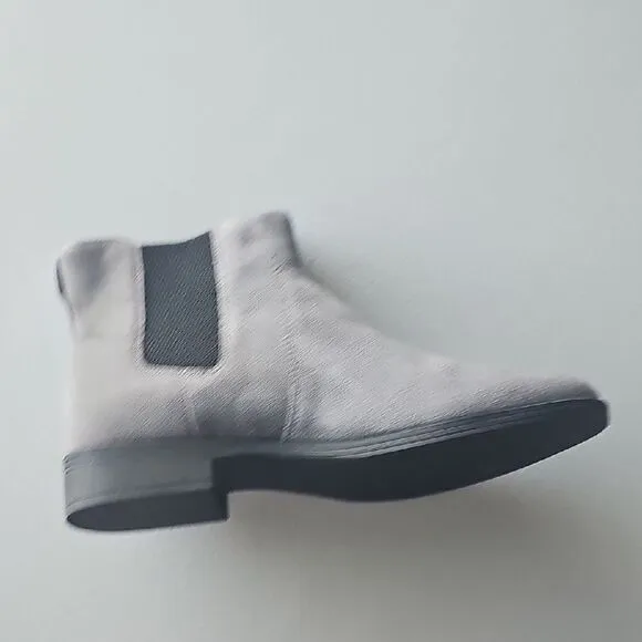 Vionic Gray Ankle Boots, SIZE 6 MEDIUM