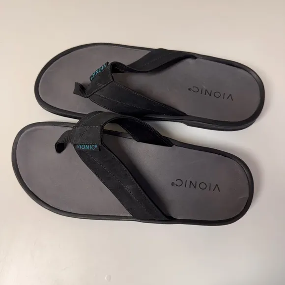 Vionic Men's HMANLY Black and Gray Sandals