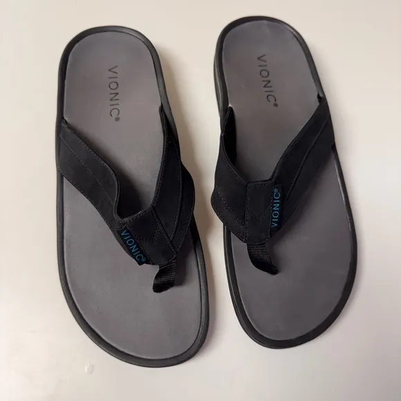 Vionic Men's HMANLY Black and Gray Sandals