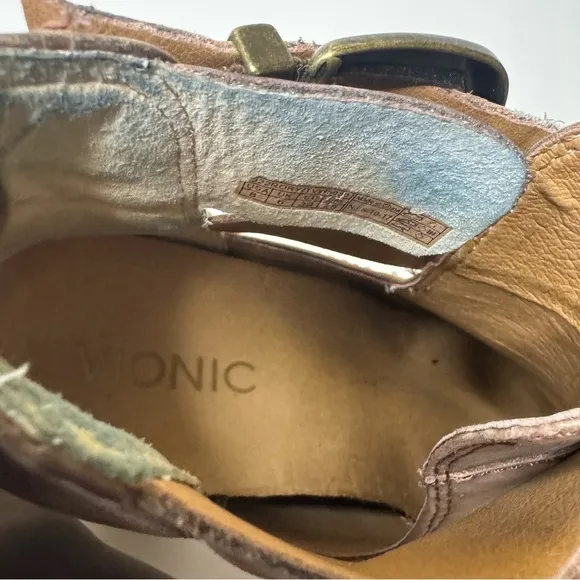 Vionic Rory Brown Leather Ankle Boots