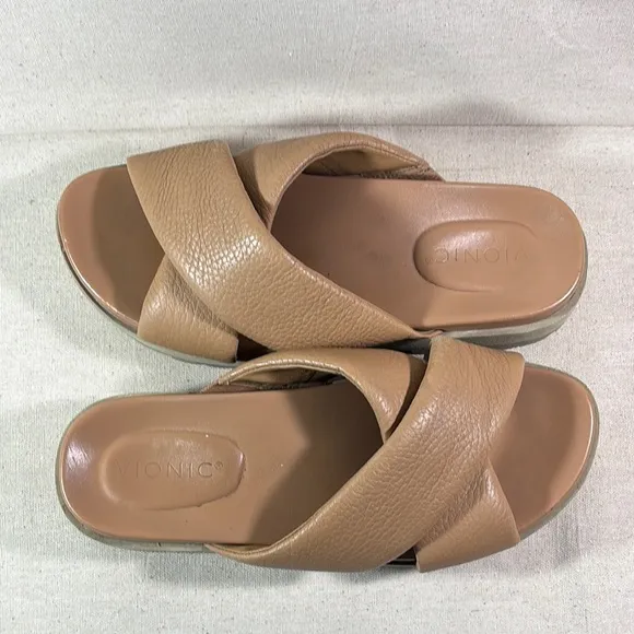 Vionic Women's Tan Slide Sandals Size 8