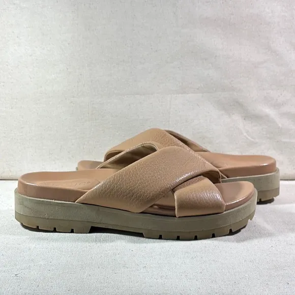 Vionic Women's Tan Slide Sandals Size 8