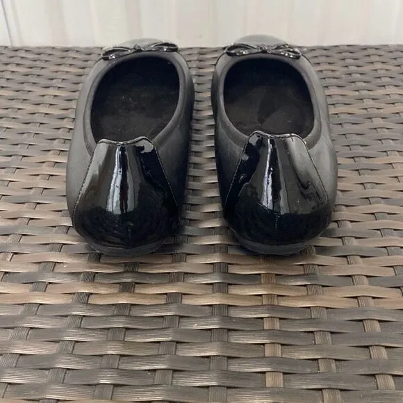 Vionic ballet flats, women’s size size 10