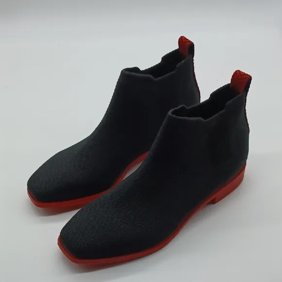Vivaia Ryan Pro Square Toe Chelsea Ankle Boots EU 39 US 8  Black Ruby Red NWT