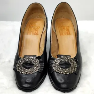 Vtg old money Panzl Buckle leather heels sz8