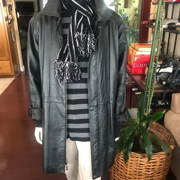 “Whole outfit” Black leather by USA LEATHER/ Blacktop shoes by JEFFREY TYLER.
