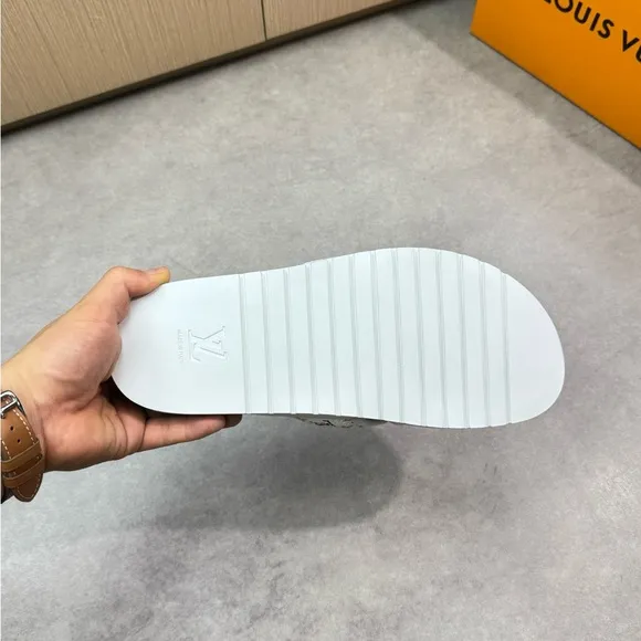 Woman’s White Multicolor Slide Sandals