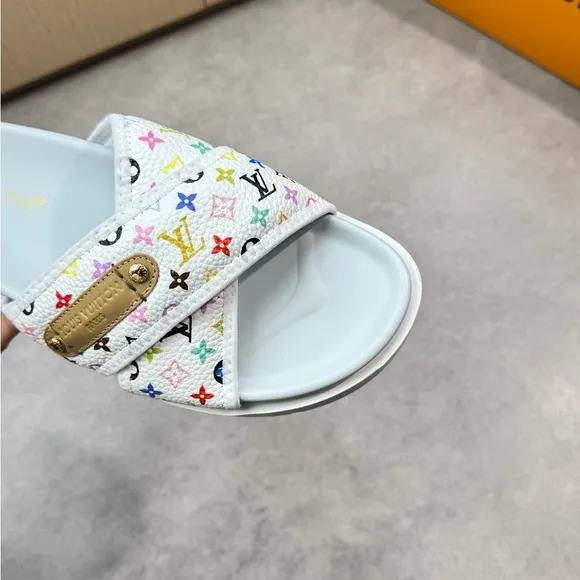 Woman’s White Multicolor Slide Sandals