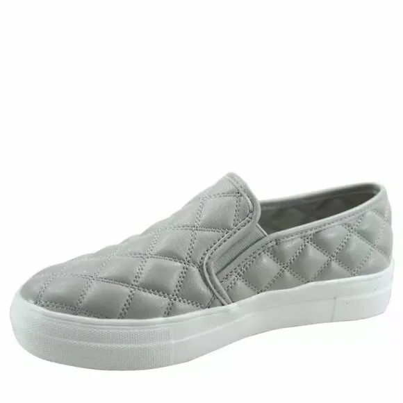 Women's Fashion Slip On Round Toe Double Platform Flat Quilted Sneaker Shoes