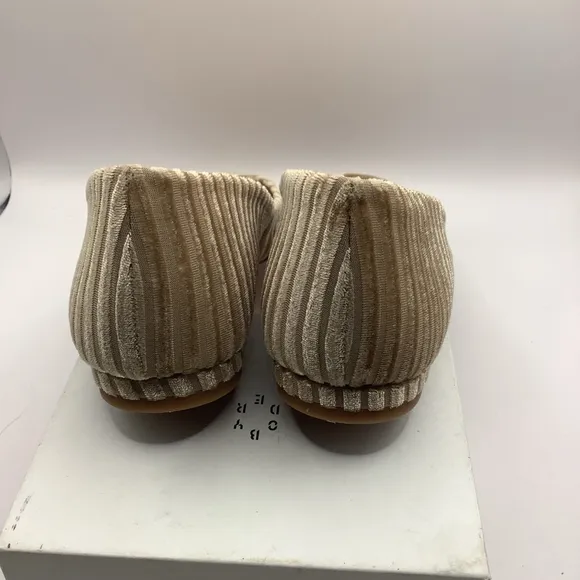 Women's FS/NY Flats, velvet Beige, Size 8.5