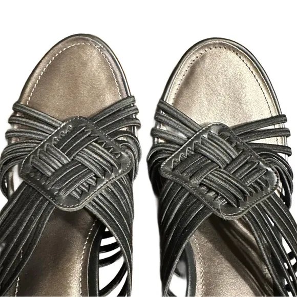 Women’s Naturalizer Black Slip On 2” Wedge Sandals - Size 8.5M - NWOT