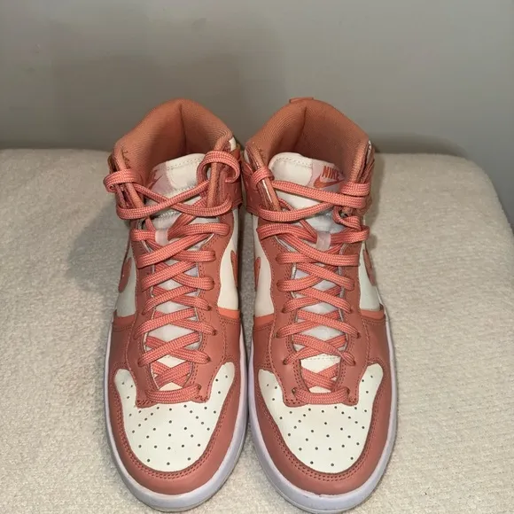 Women's Nike Dunk High Up Light Madder Root Crimsom Bliss. Size 8.5