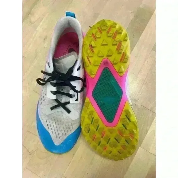 Women's Shoe Size 8.5 Nike Multi-Color Running Shoes