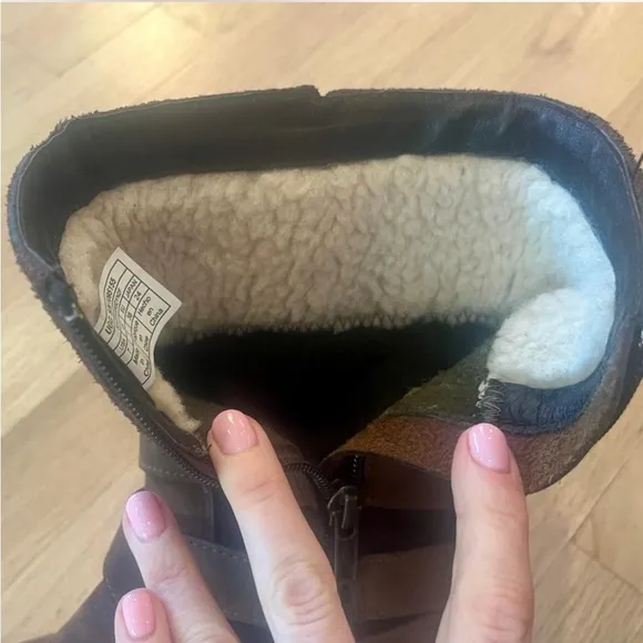 Women’s Ugg Lorna Boot, Brown, Fur Lined, Waterproof, Leather   Suede, Size 7