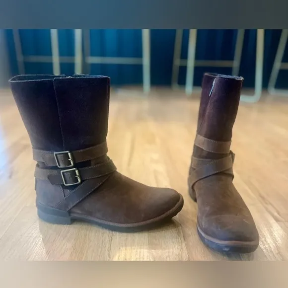 Women’s Ugg Lorna Boot, Brown, Fur Lined, Waterproof, Leather   Suede, Size 7