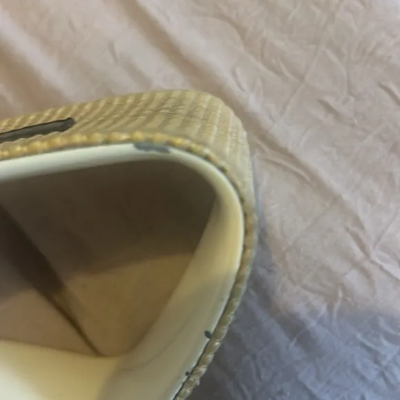 Woven unique shape Tan Sandals