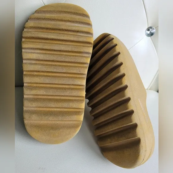 Yeezy Adidas Originals Kid's Ochre Brown Slide Sandals Size 13K