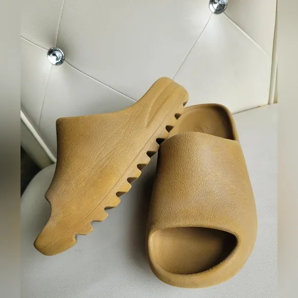 Yeezy Adidas Originals Kid's Ochre Brown Slide Sandals Size 13K