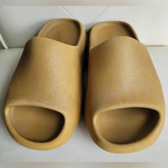 Yeezy Adidas Originals Kid's Ochre Brown Slide Sandals Size 13K