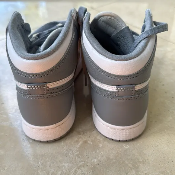 (YOUTH) Big Kids' Air Jordan Retro 1 High OG Casual Shoes