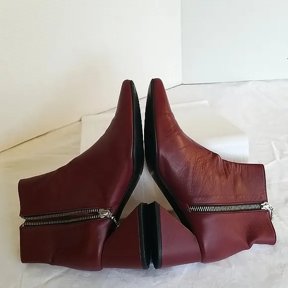 Yuul Yie women's ankle boots in size 37